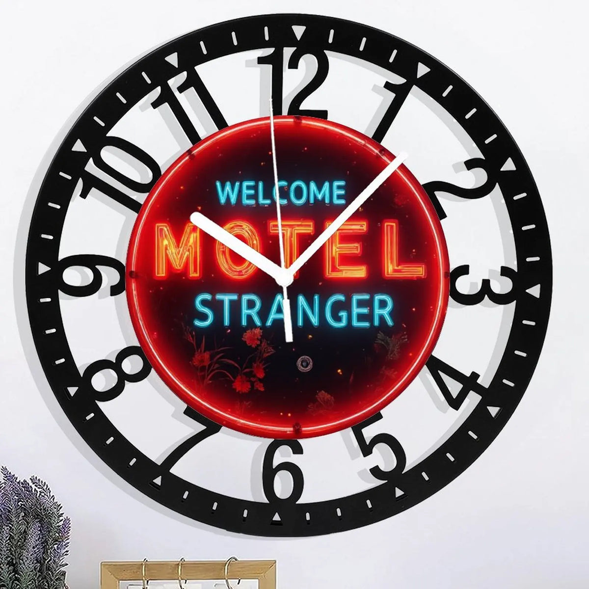 Fashion 25cm Circular Iron Wall Clock with Creative Elements