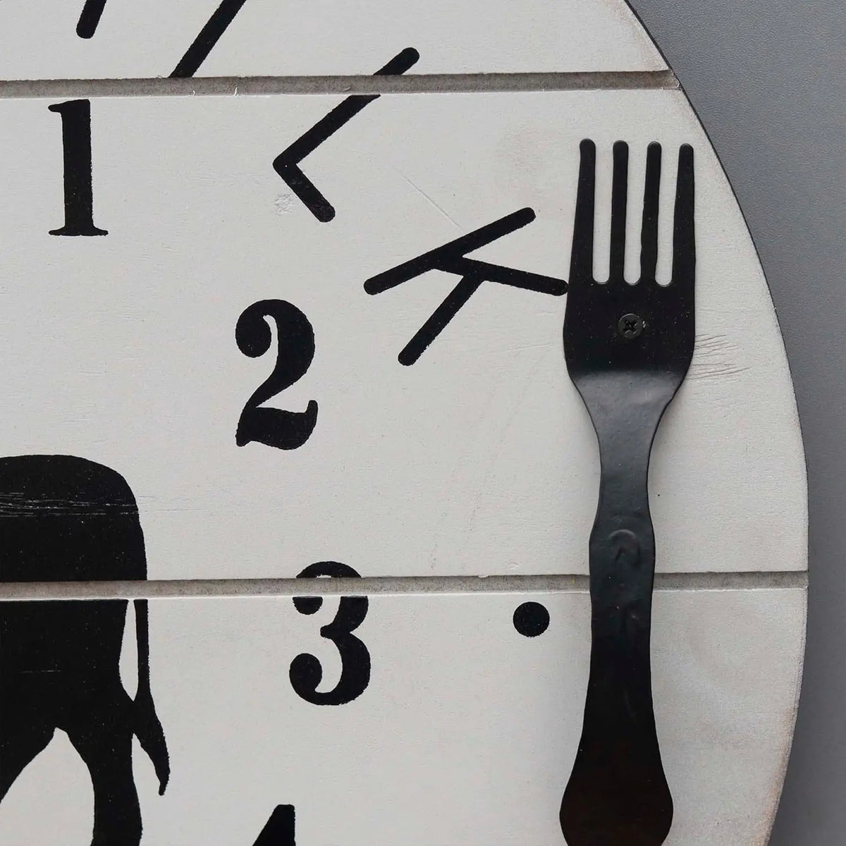 PARISLOFT Round Decorative Wood Wall Clock, Farmhouse Fresh Milk and Cream Sign Decor Clock,Kitchen Themed Wall Decor,Dia 15.75\
