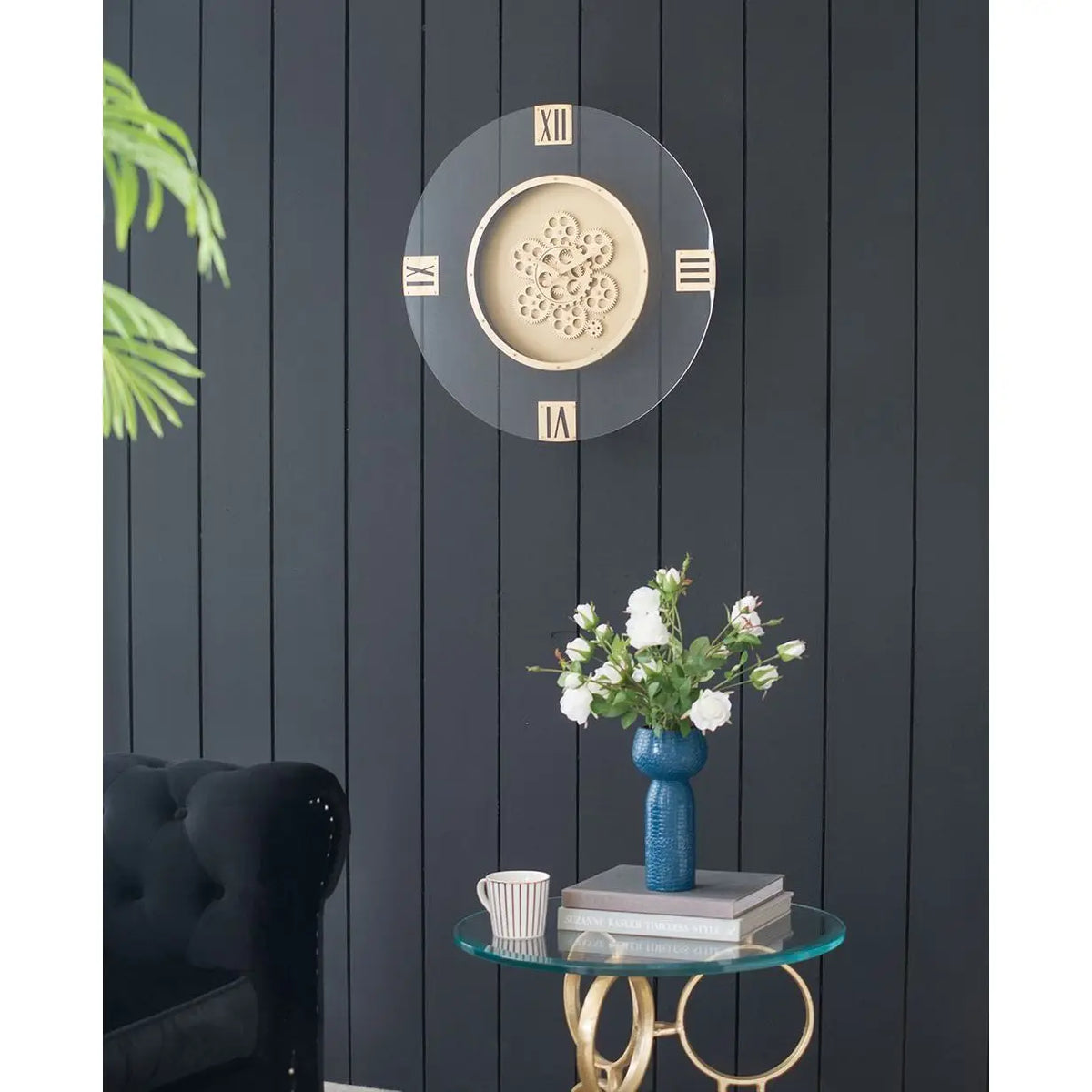 Reloj de pared redondo de 23,5\" con diseño de números romanos y engranajes móviles